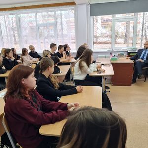 Профориентационная встреча с учениками и учителями школы № 1 г. Чайковского 1 (1)