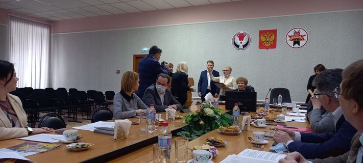 Встреча с представителями Администрации Завьяловского района  (2)
